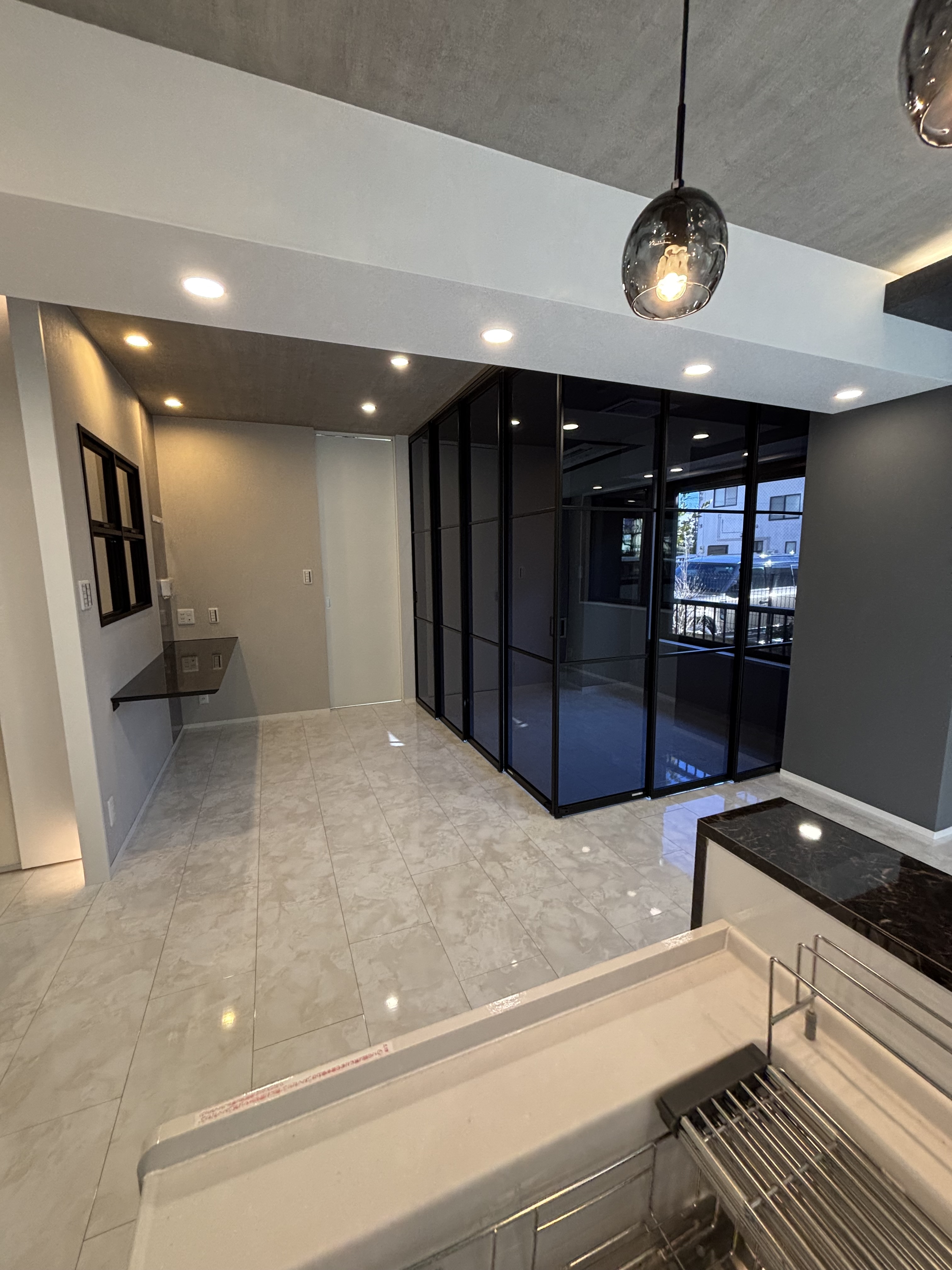 可動間仕切りドア